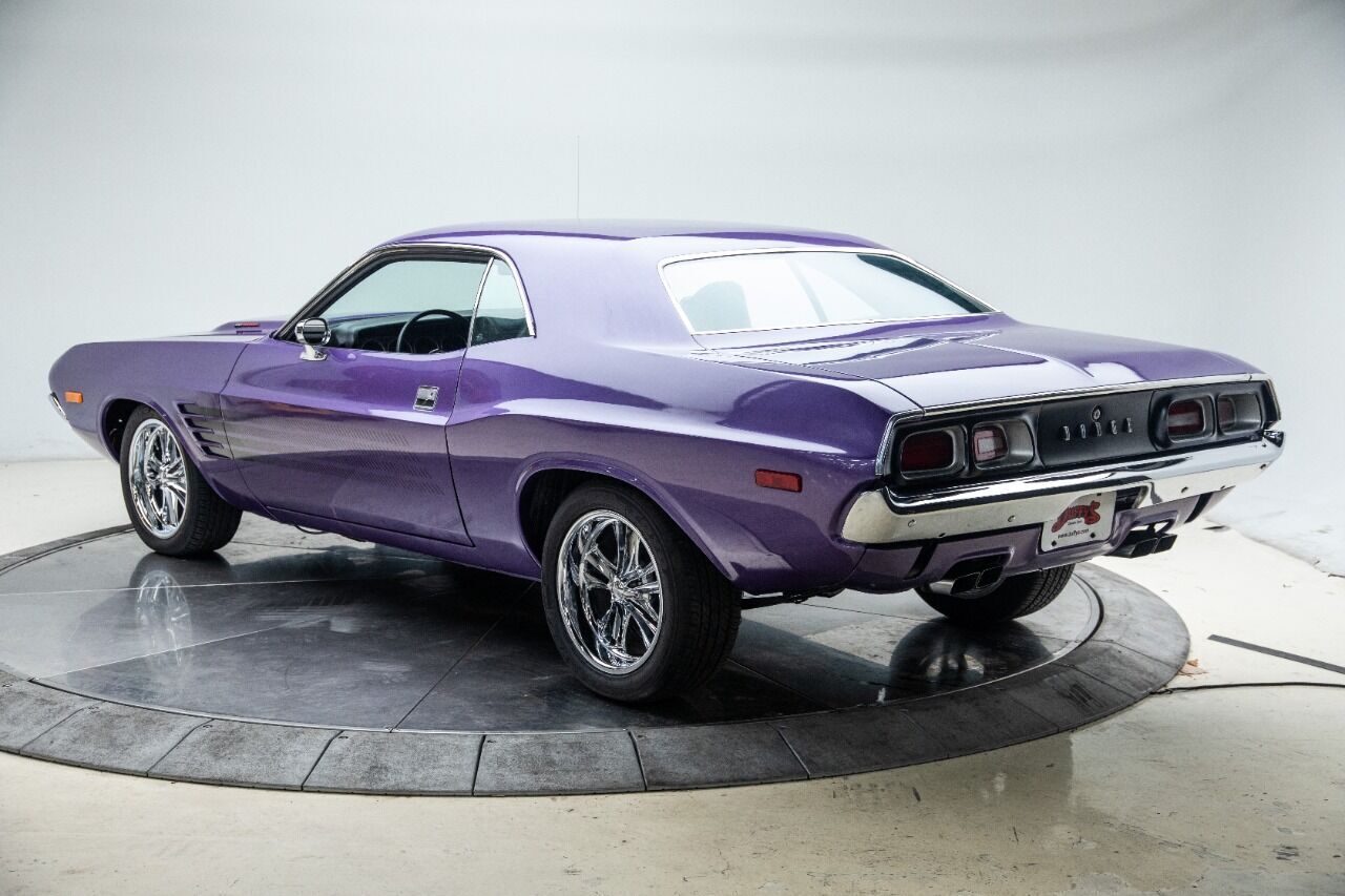 Dodge-Challenger-1972-5