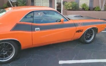 Dodge-Challenger-1973-17