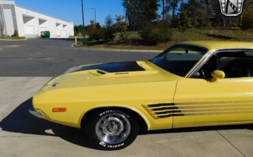 Dodge-Challenger-1973-5