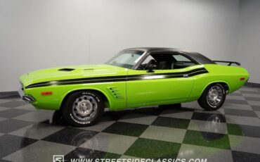 Dodge-Challenger-1973-6