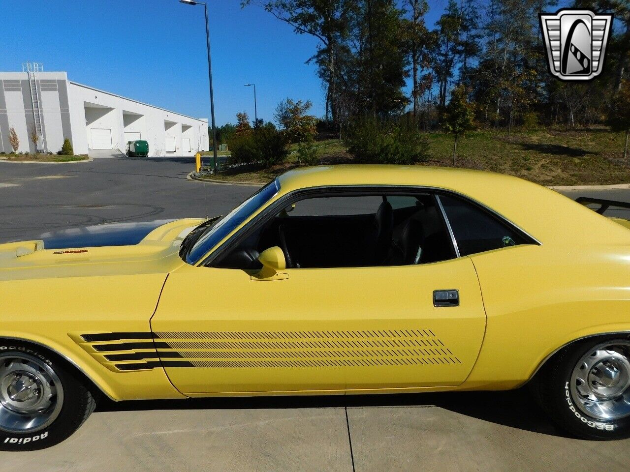 Dodge-Challenger-1973-6