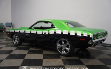 Dodge-Challenger-1974-10