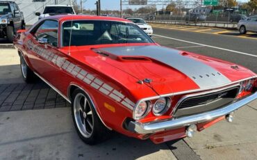 Dodge-Challenger-1974-16