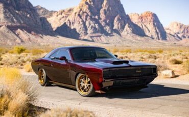 Dodge-Challenger-Coupe-1968-2