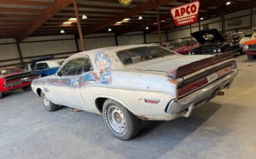 Dodge-Challenger-TA-1970-3