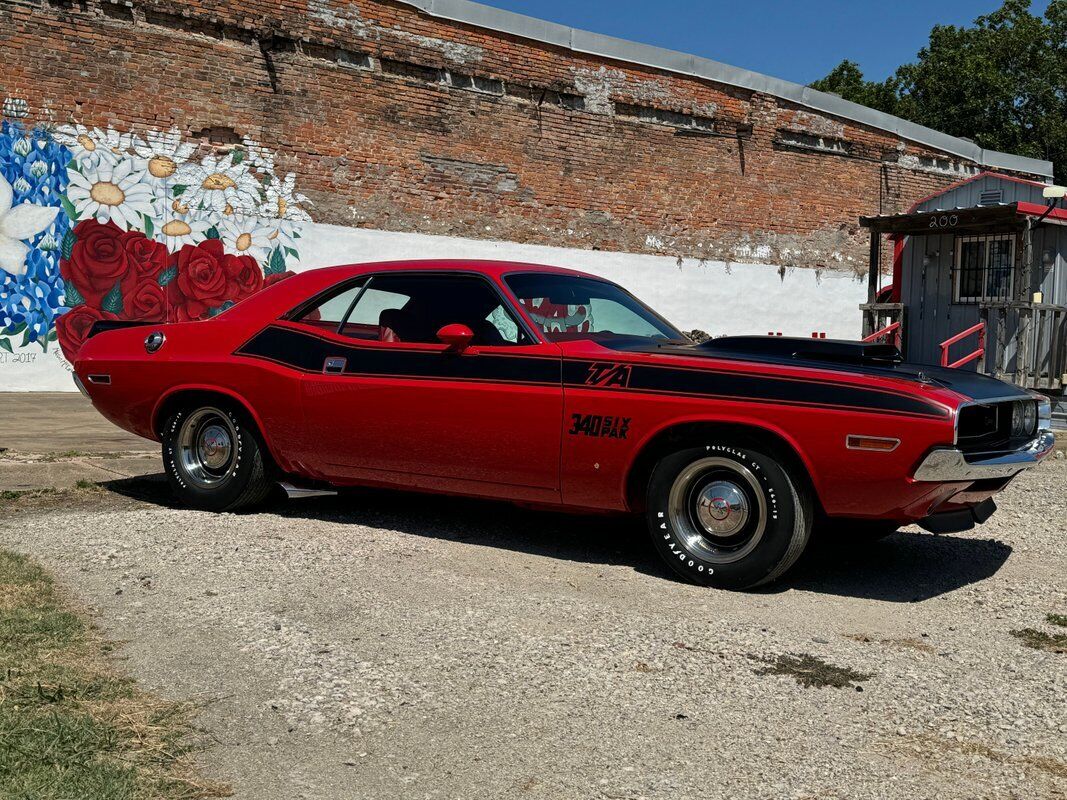 Dodge-Challenger-TA-1970-33