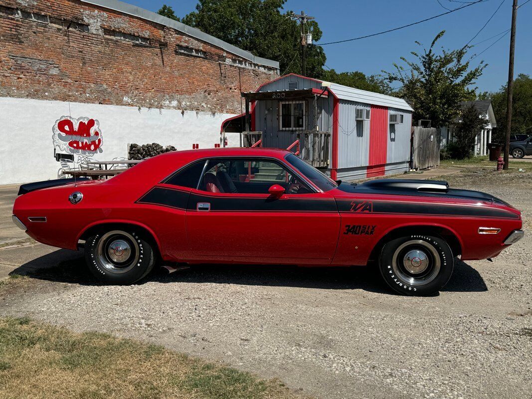 Dodge-Challenger-TA-1970-34