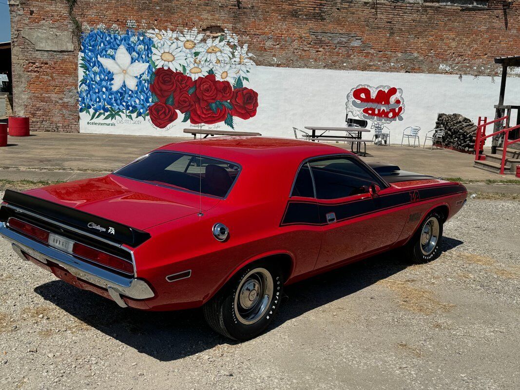 Dodge-Challenger-TA-1970-37