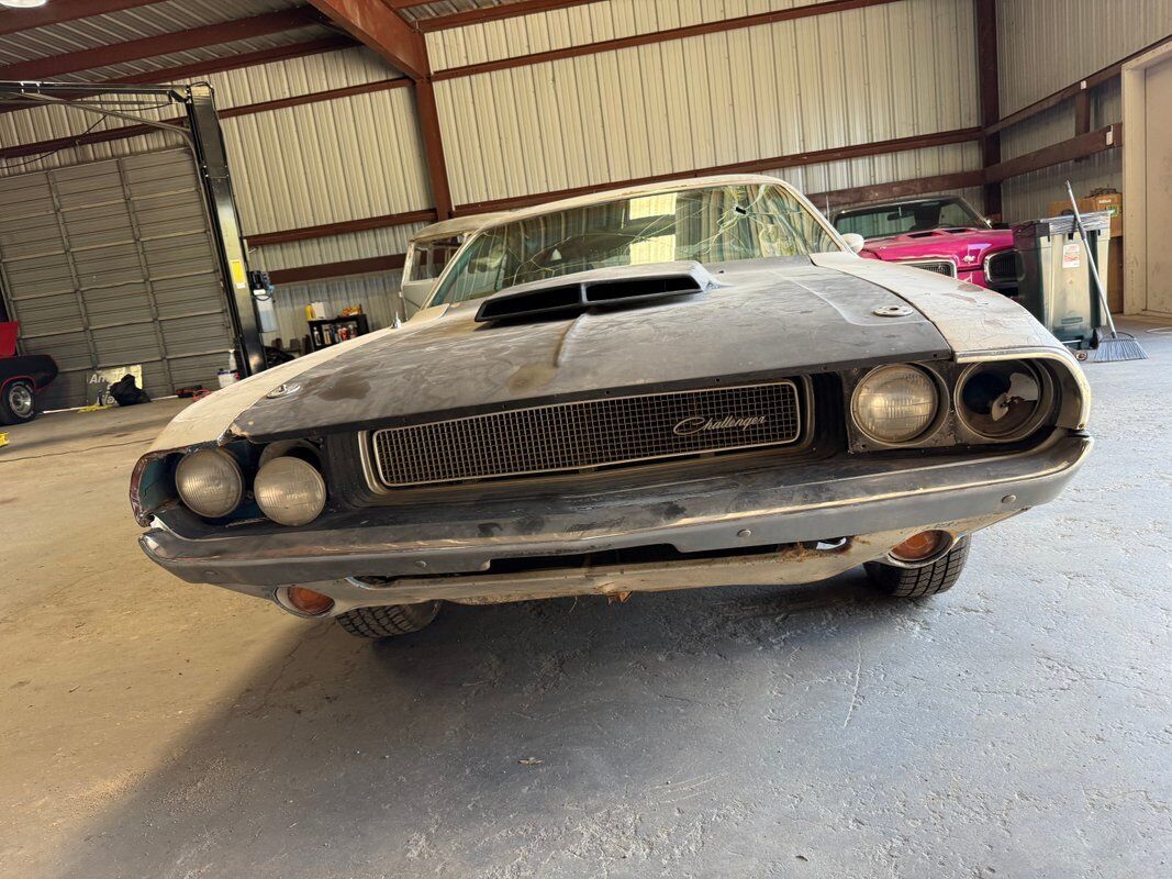 Dodge-Challenger-TA-1970-4