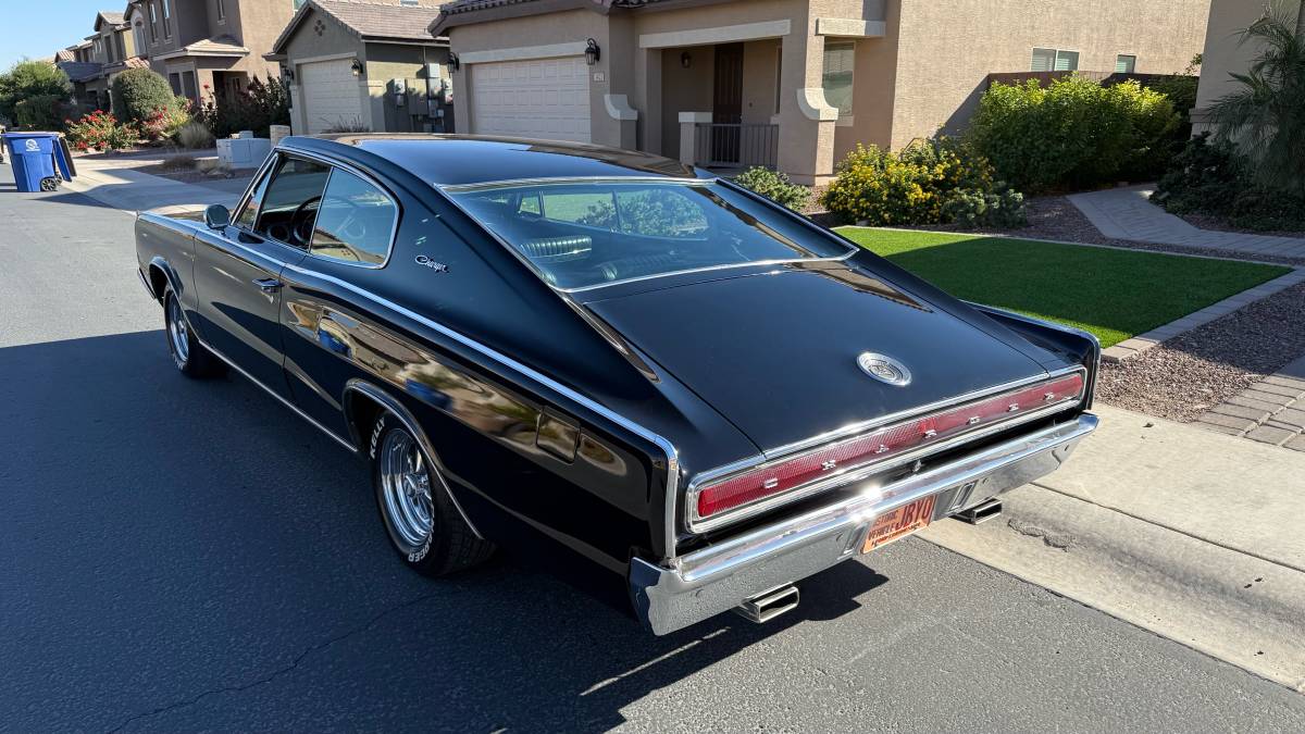 Dodge-Charger-1967-1