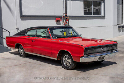 Dodge-Charger-1967-3