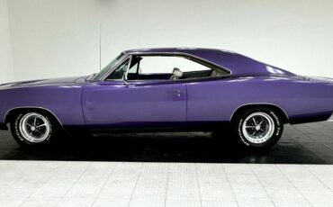 Dodge-Charger-1968-1