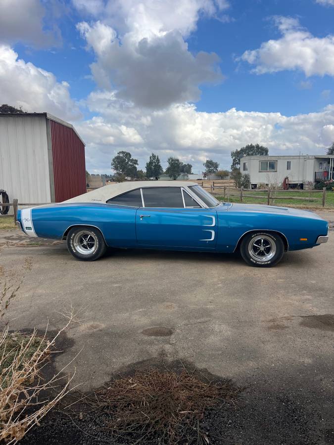 Dodge-Charger-1969-1