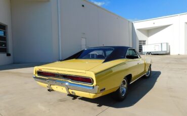 Dodge-Charger-1970-10