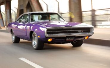 Dodge Charger  year1}