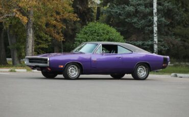 Dodge-Charger-1970-2