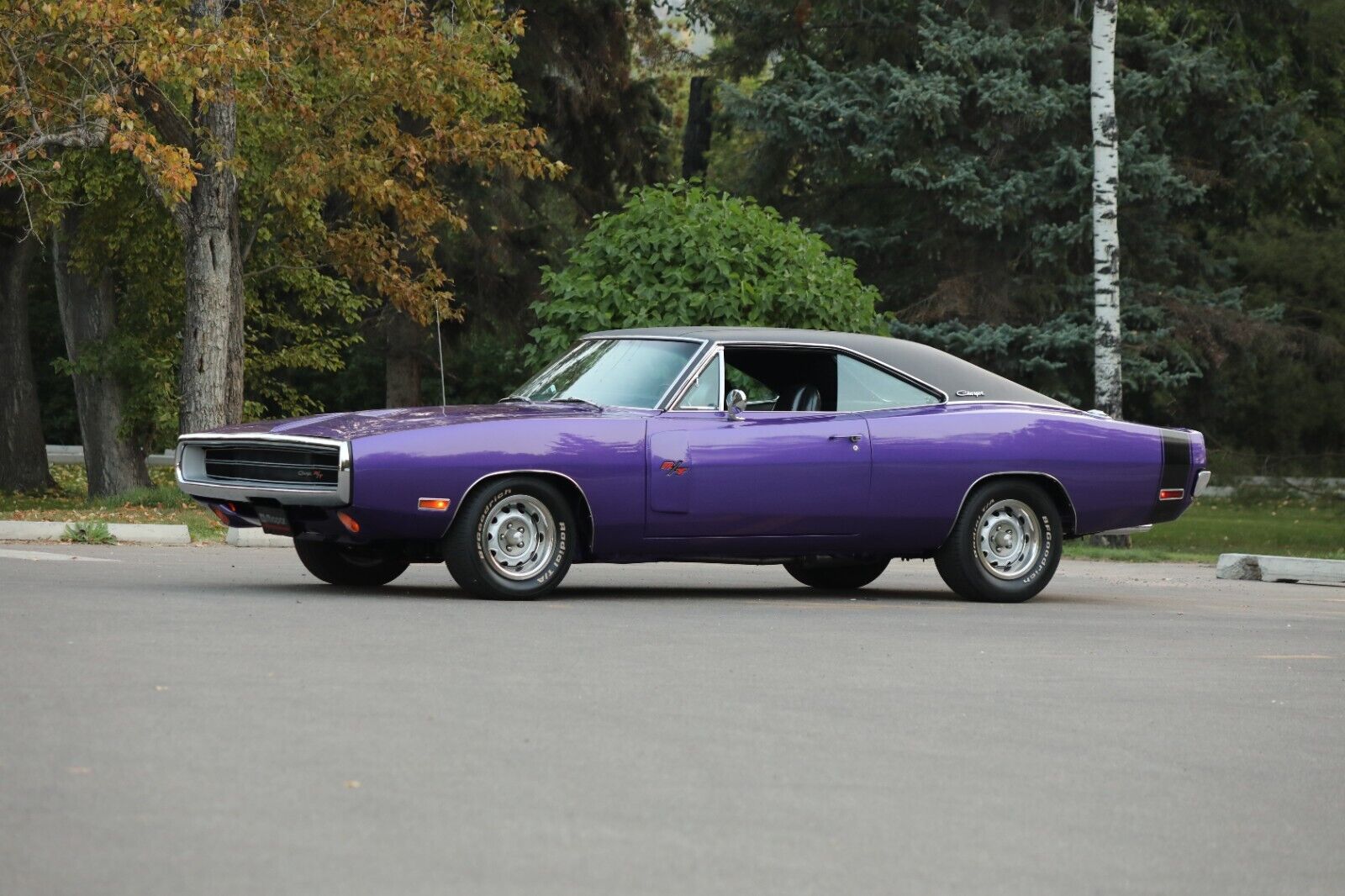 Dodge-Charger-1970-2