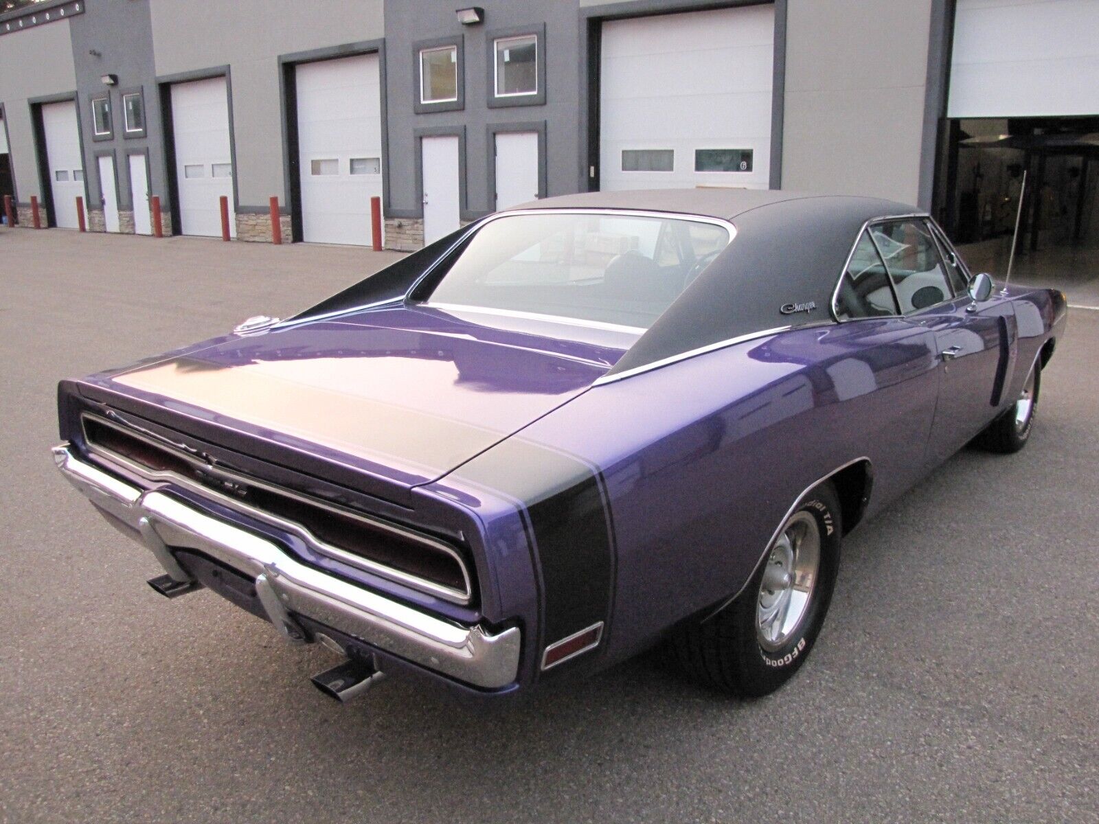 Dodge-Charger-1970-5