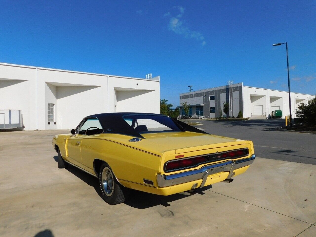 Dodge-Charger-1970-8