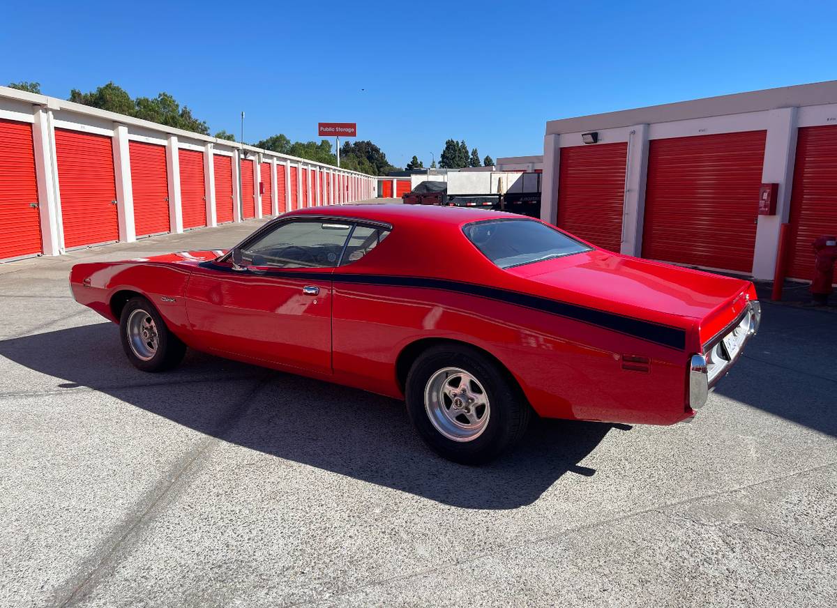 Dodge-Charger-1971-4