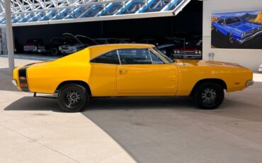 Dodge-Charger-Coupe-1969-10