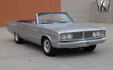 Dodge-Coronet-1966-7