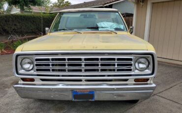 Dodge-D100-adventurer-1974-1