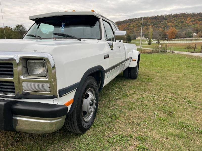 Dodge-D350-4x2-club-cab-diesel-1993-5