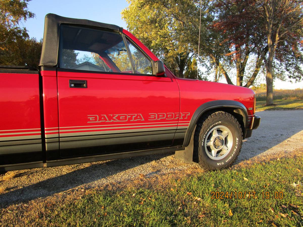 Dodge-Dakota-sport-convertible-1989-3