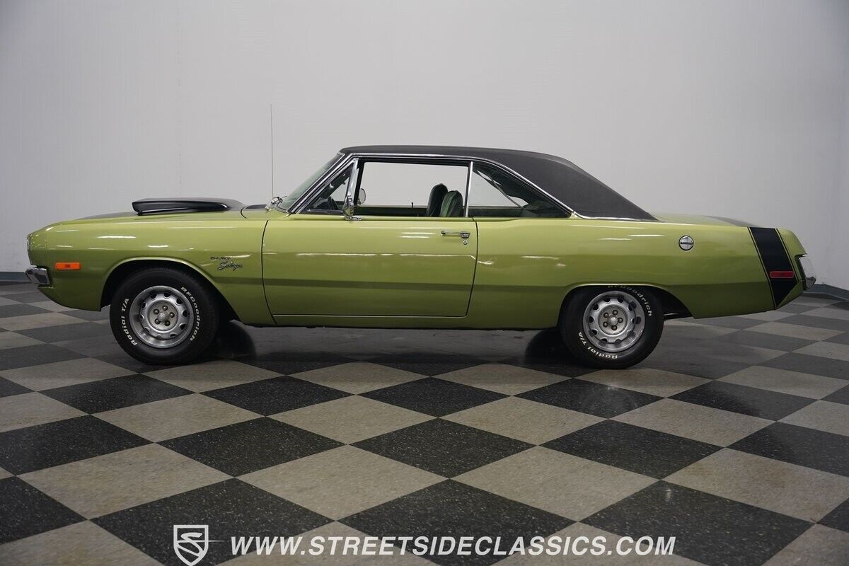 Dodge-Dart-1972-2