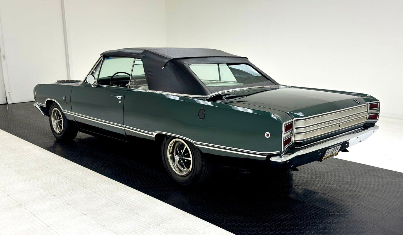 Dodge-Dart-Cabriolet-1968-4