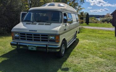 Dodge-E250-camper-van-1988-1