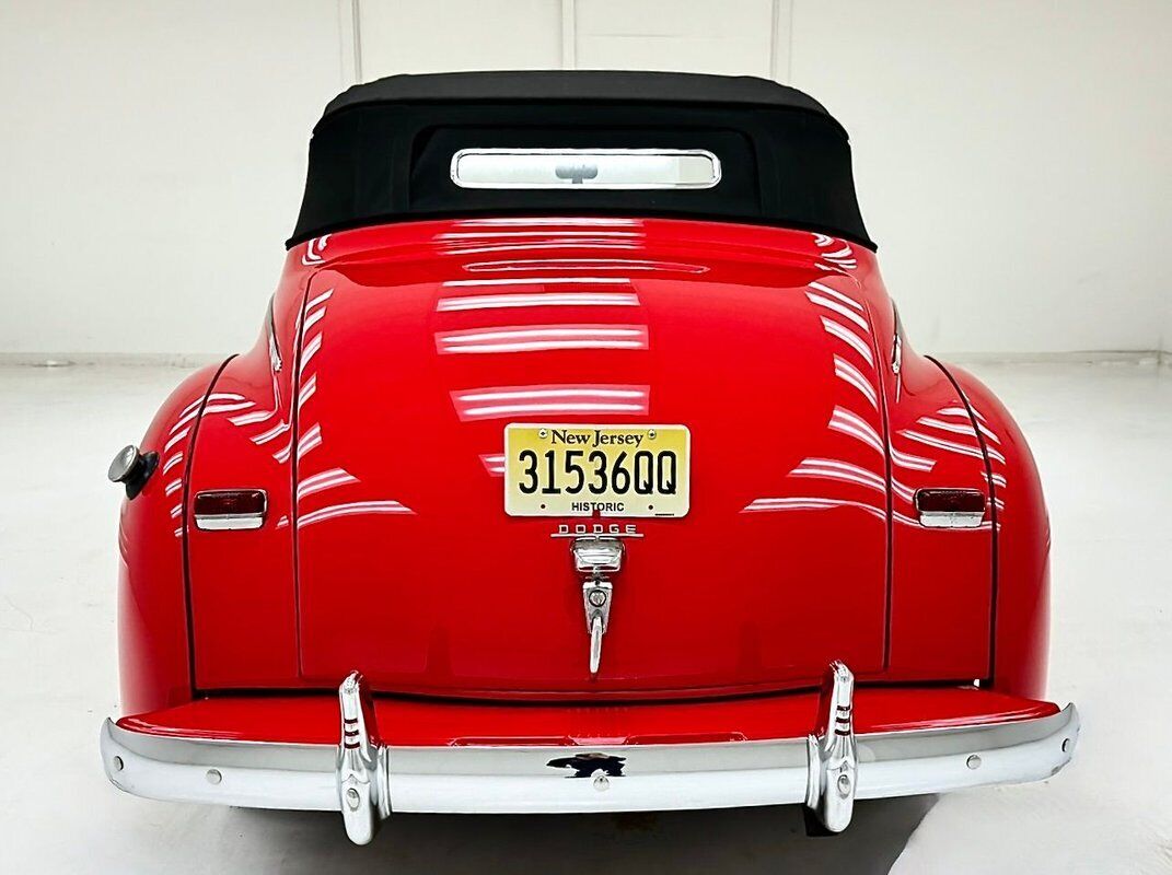 Dodge-Luxury-Liner-Cabriolet-1940-6