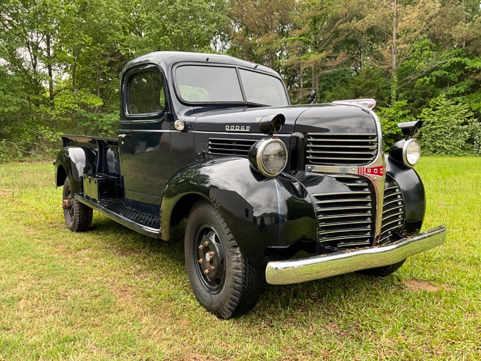 Dodge-Other-Pickups-1947