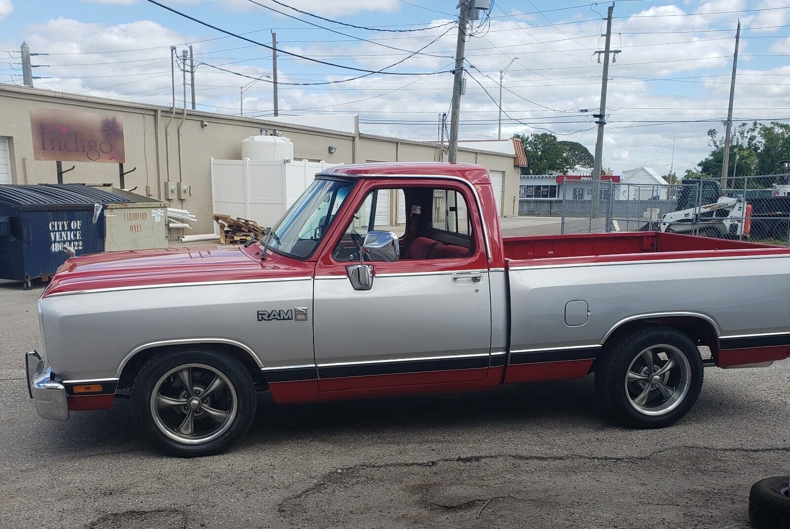 Dodge-Other-Pickups-1988-33