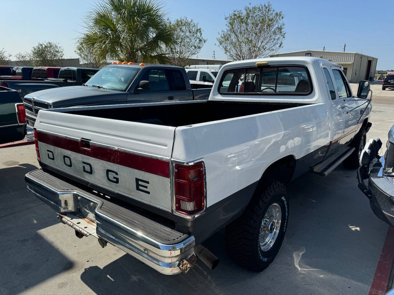 Dodge-Other-Pickups-Pickup-1992-1