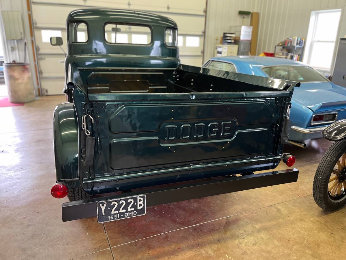 Dodge-Pickup-1951-7