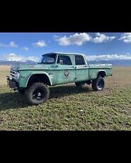 Dodge-Power-Wagon-1970-3