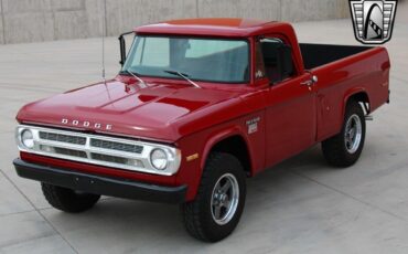 Dodge-Power-Wagon-1971-10