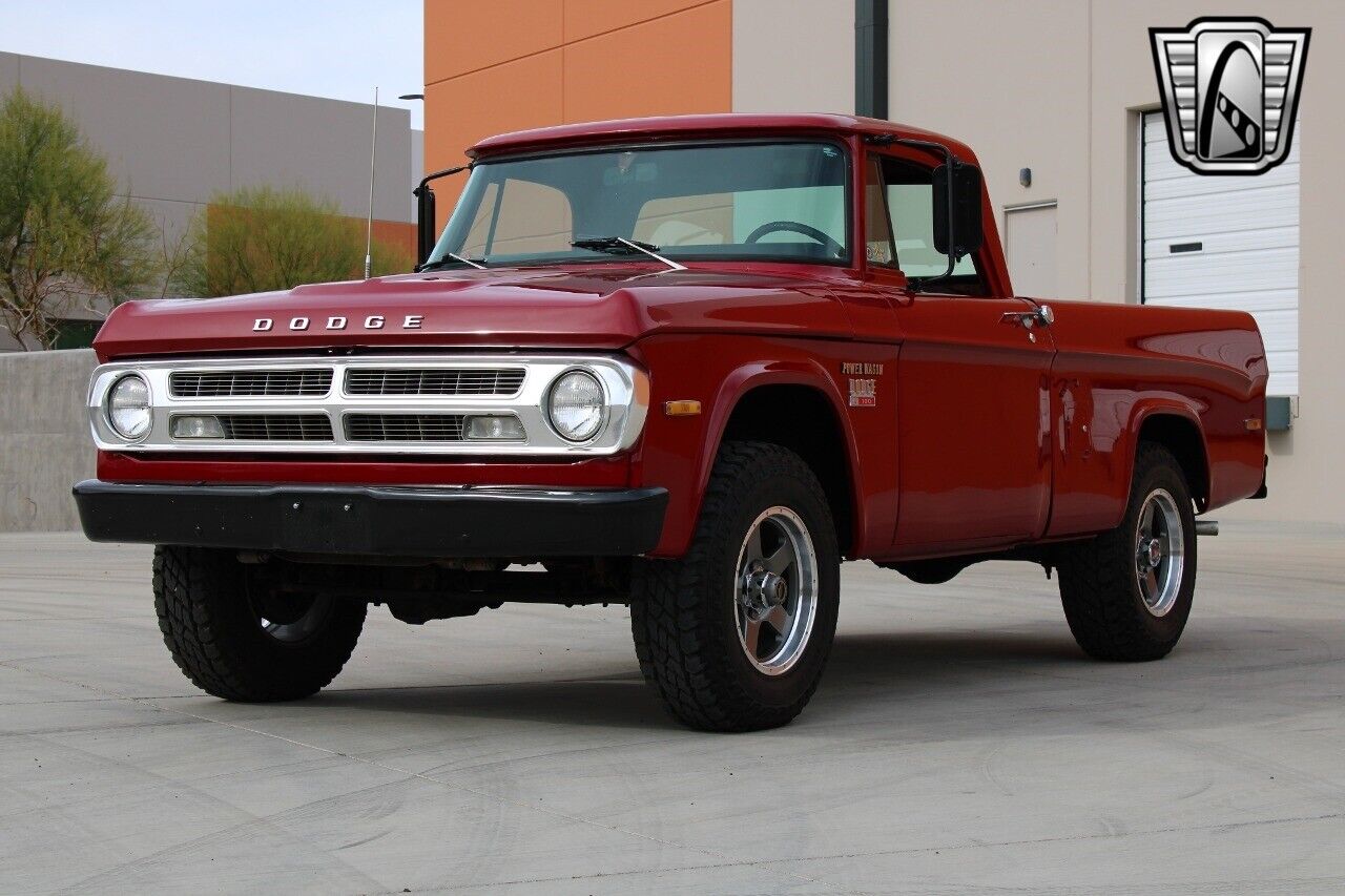 Dodge-Power-Wagon-1971-3