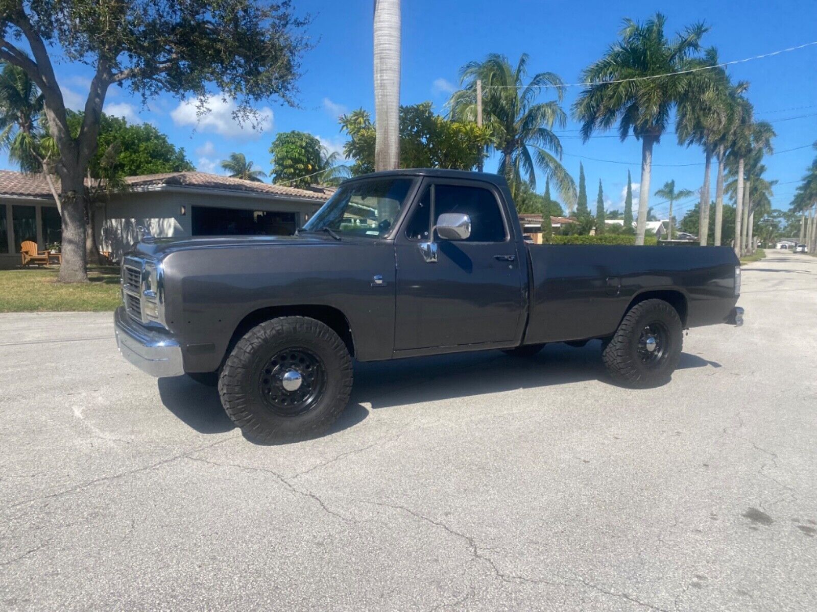 Dodge-Power-Wagon-1991-13