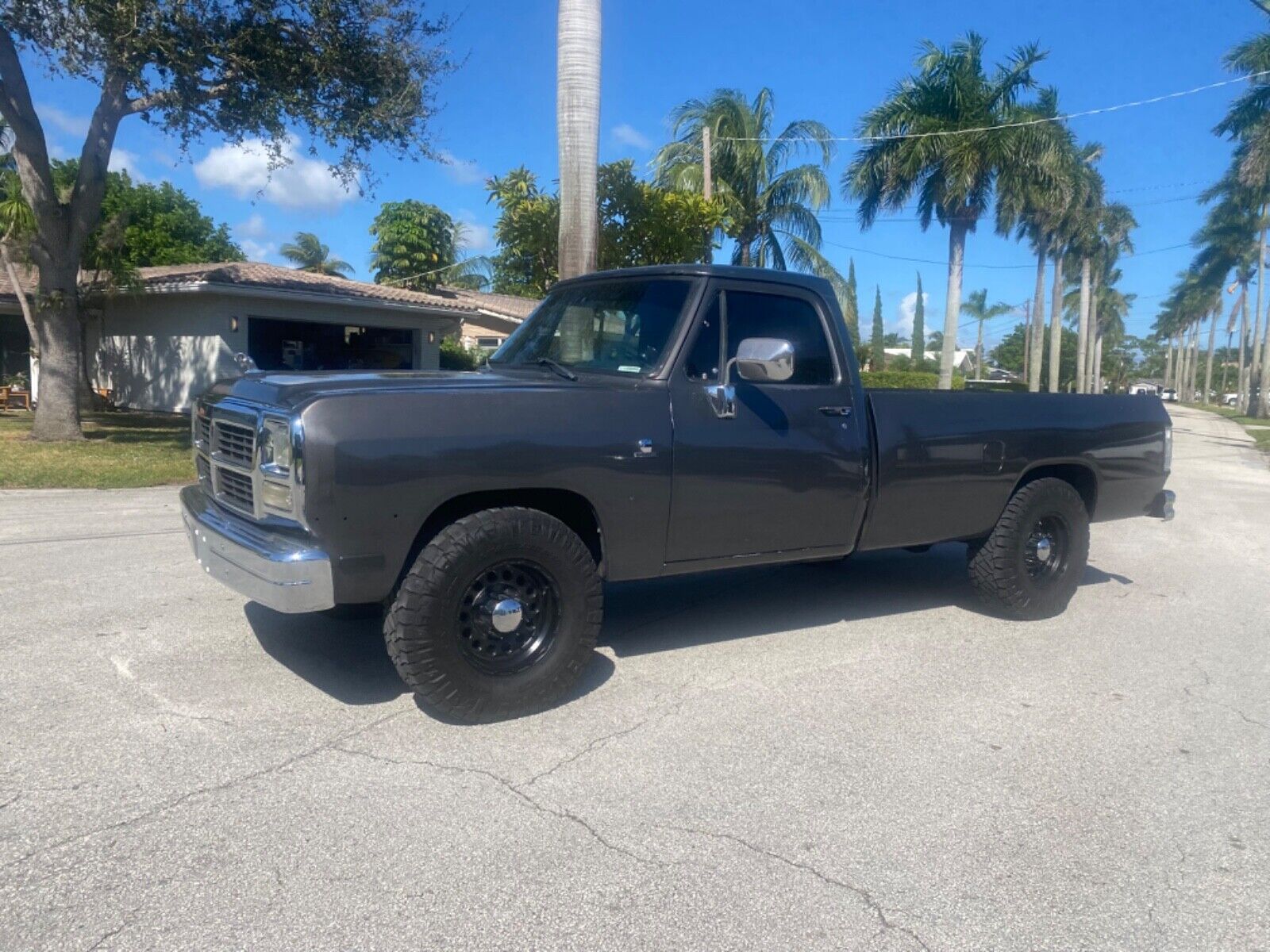 Dodge-Power-Wagon-1991-14