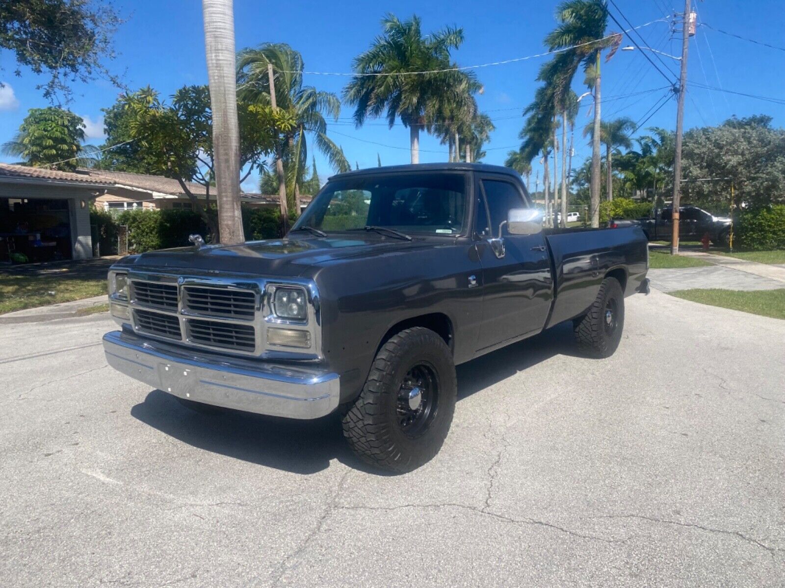 Dodge-Power-Wagon-1991-5