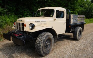 Dodge-Power-wagon-diesel-1964