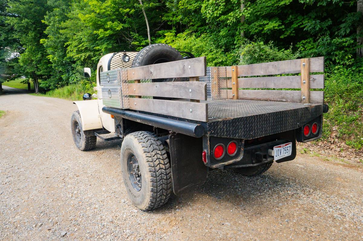 Dodge-Power-wagon-diesel-1964-8