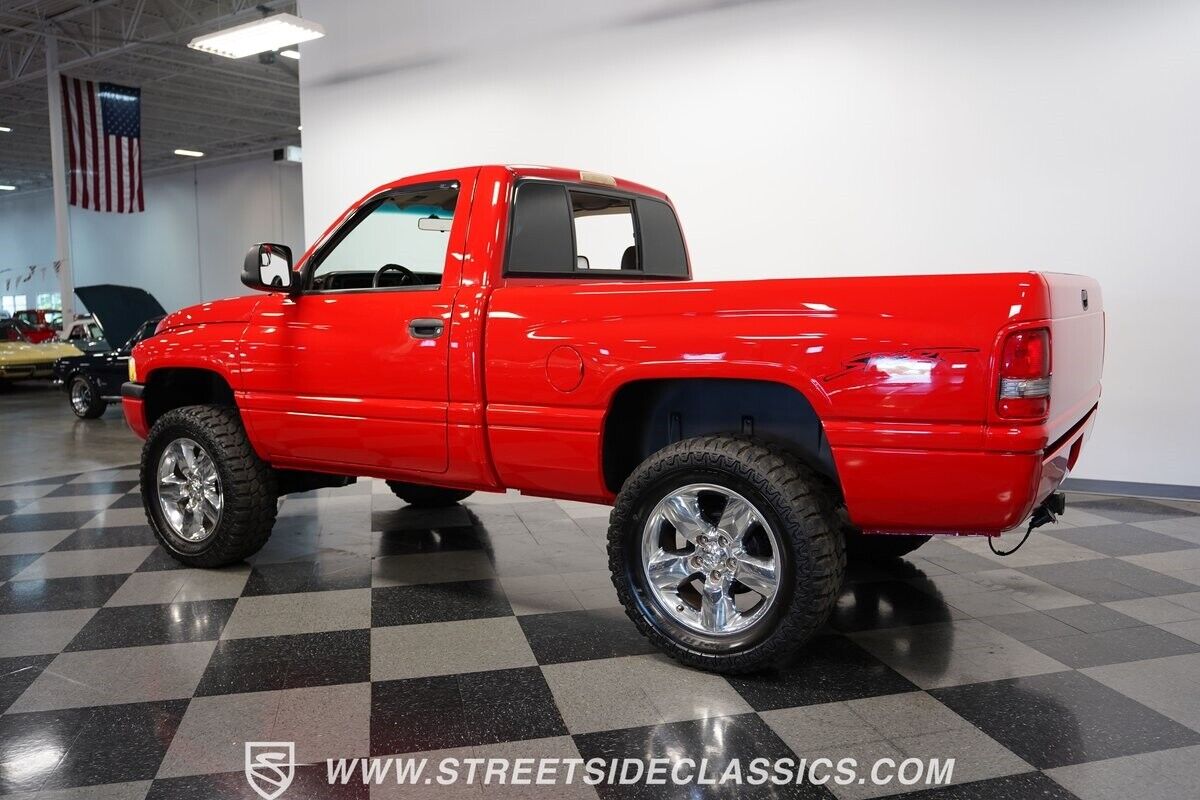 Dodge-Ram-1500-Pickup-1995-8