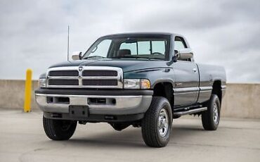 Dodge-Ram-2500-Pickup-1995-6