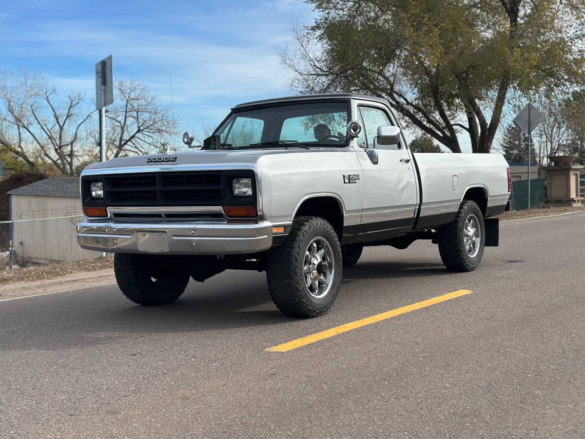 Dodge-Ram-2500-diesel-1990-15