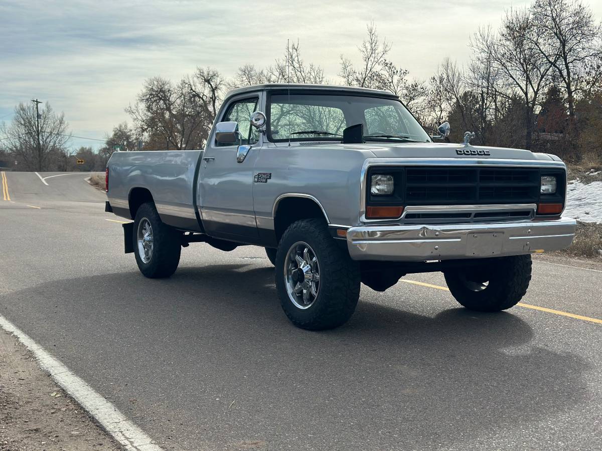 Dodge-Ram-2500-diesel-1990-7