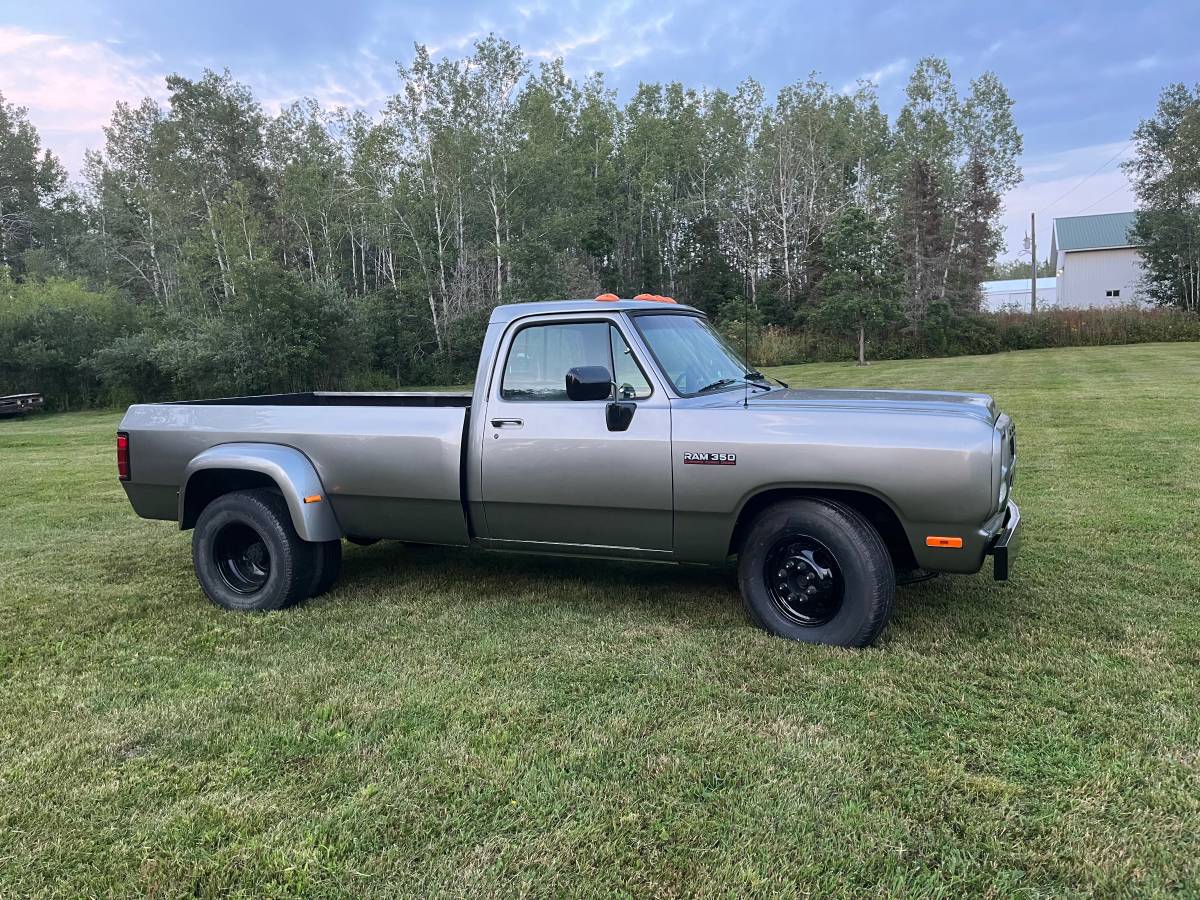 Dodge-Ram-3500-diesel-1992-4